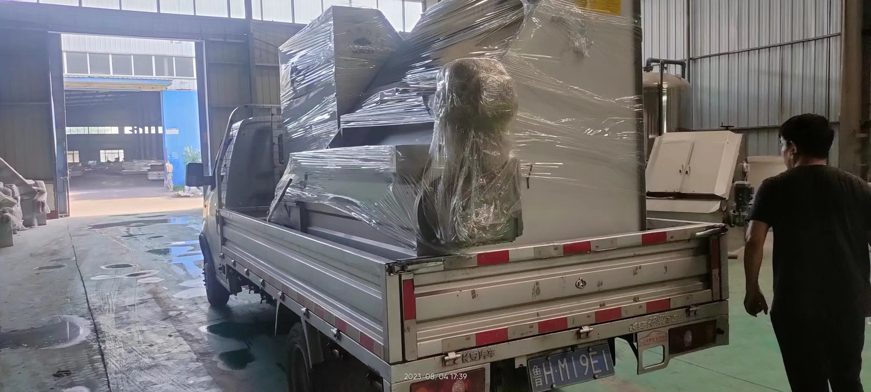 河南盾旗發(fā)菏澤單縣牧原2臺150B